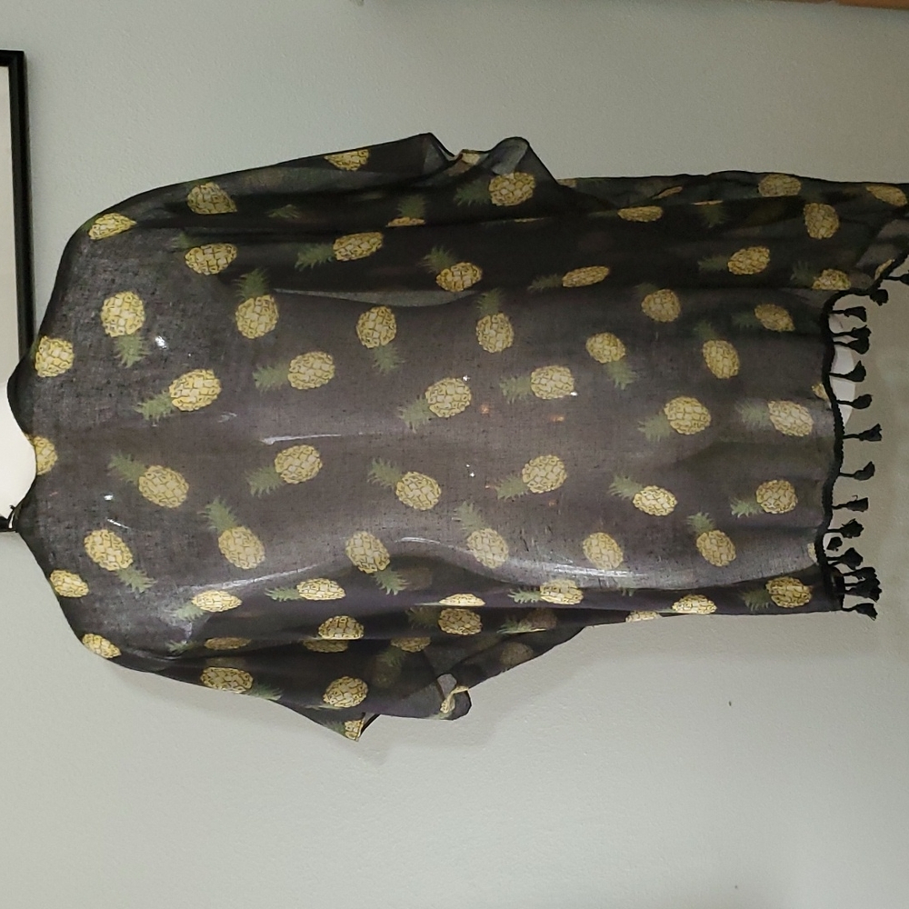 Women's Black Sleeveless Kimono-Pineapples Scattered-Sheer-pom poms - EC-OSFM